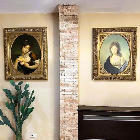 G Bakuri Hotel Batumi Kültér fotó