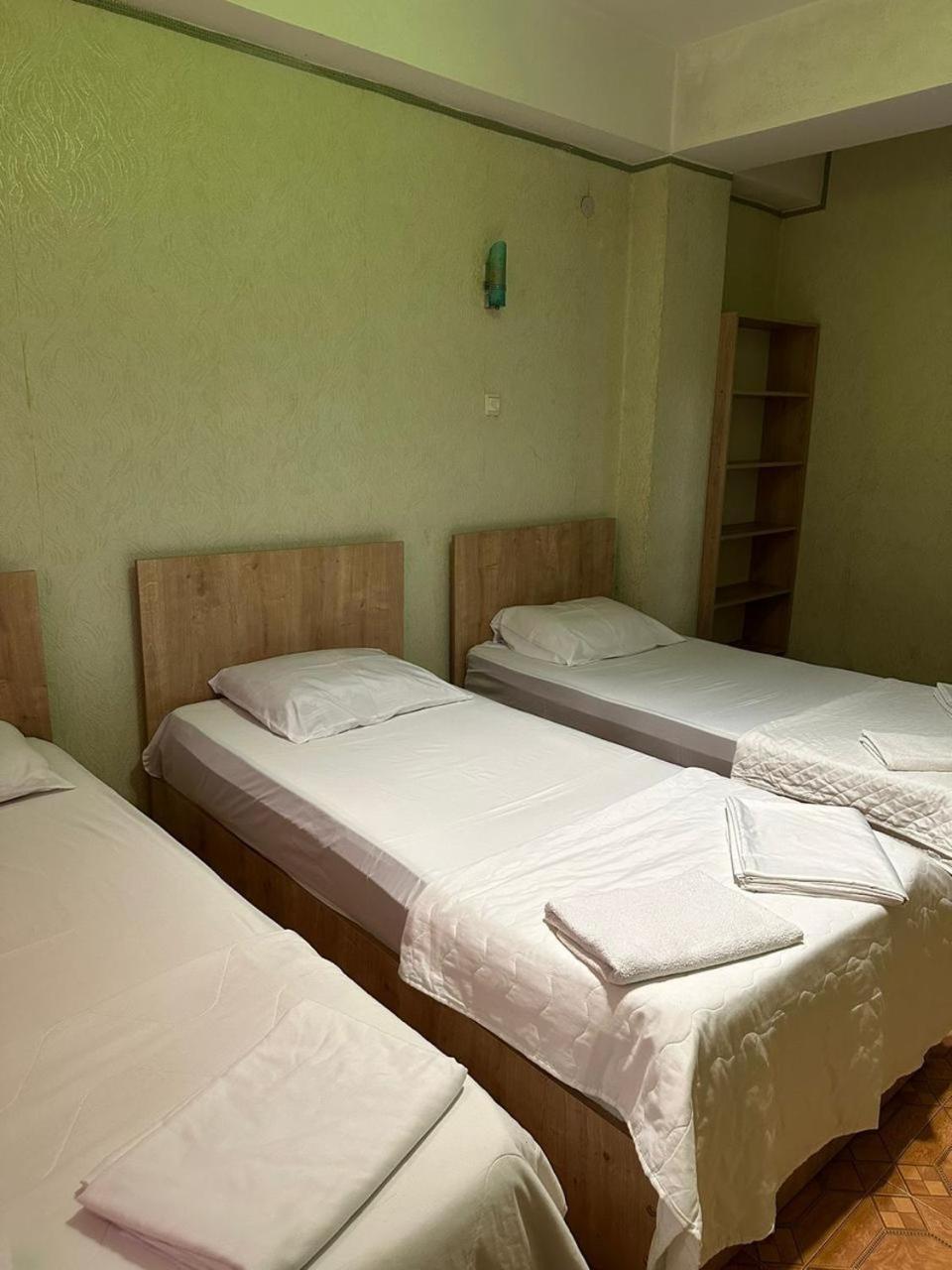 G Bakuri Hotel Batumi Kültér fotó